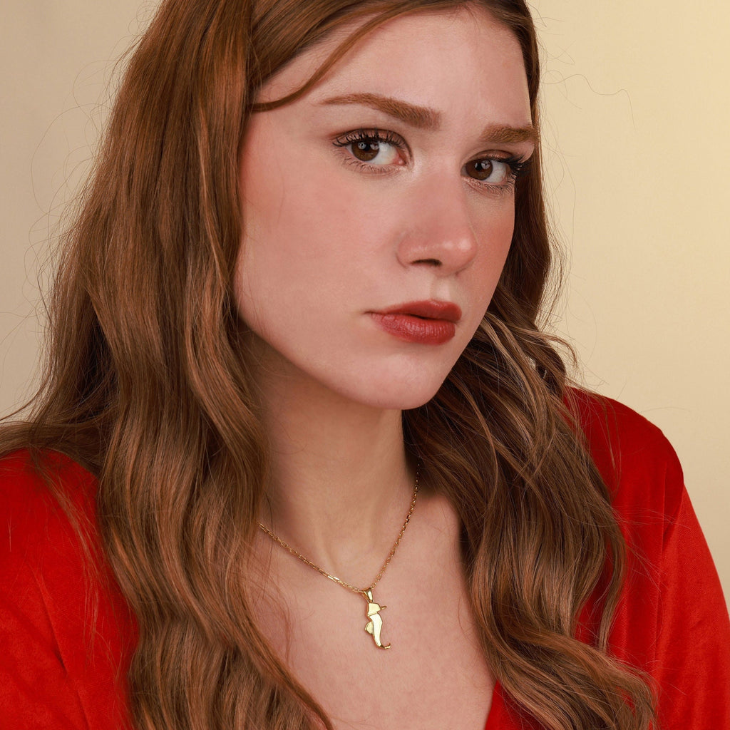 Seahorse pendant necklace in gold plated - EternityPieces