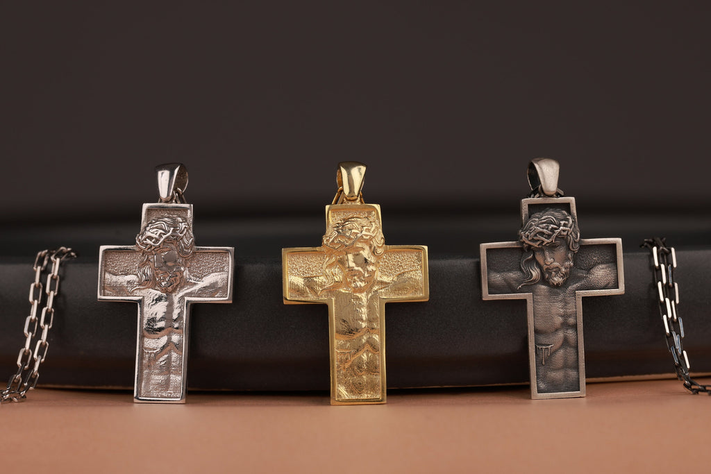 Jesus cross necklace in oxidized - EternityPieces