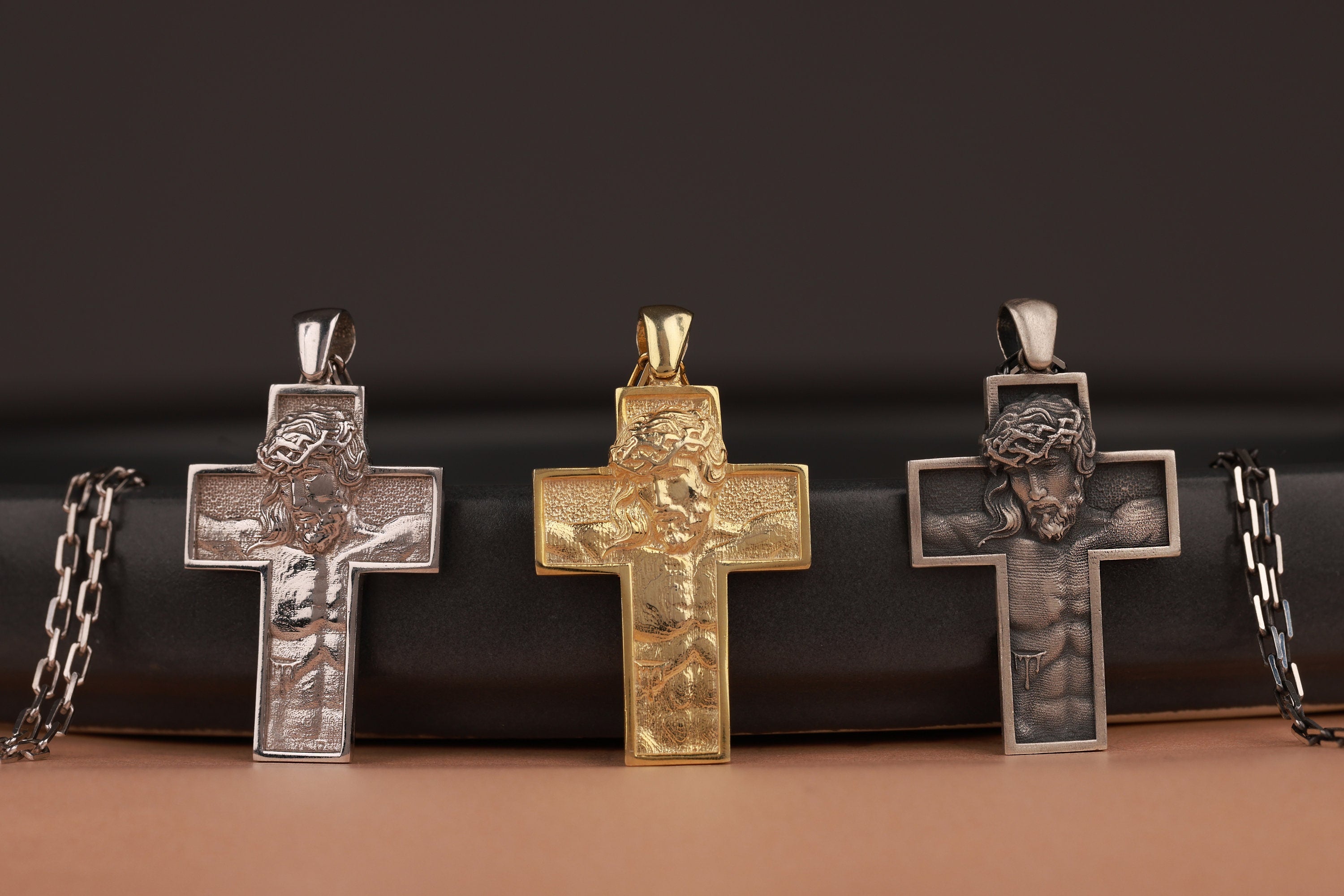 Jesus cross necklace in oxidized - EternityPieces