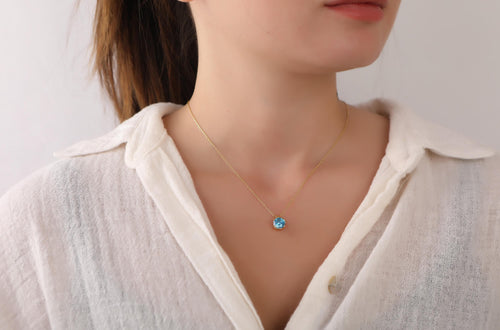 Blue topaz necklace in 14K rose gold - EternityPieces
