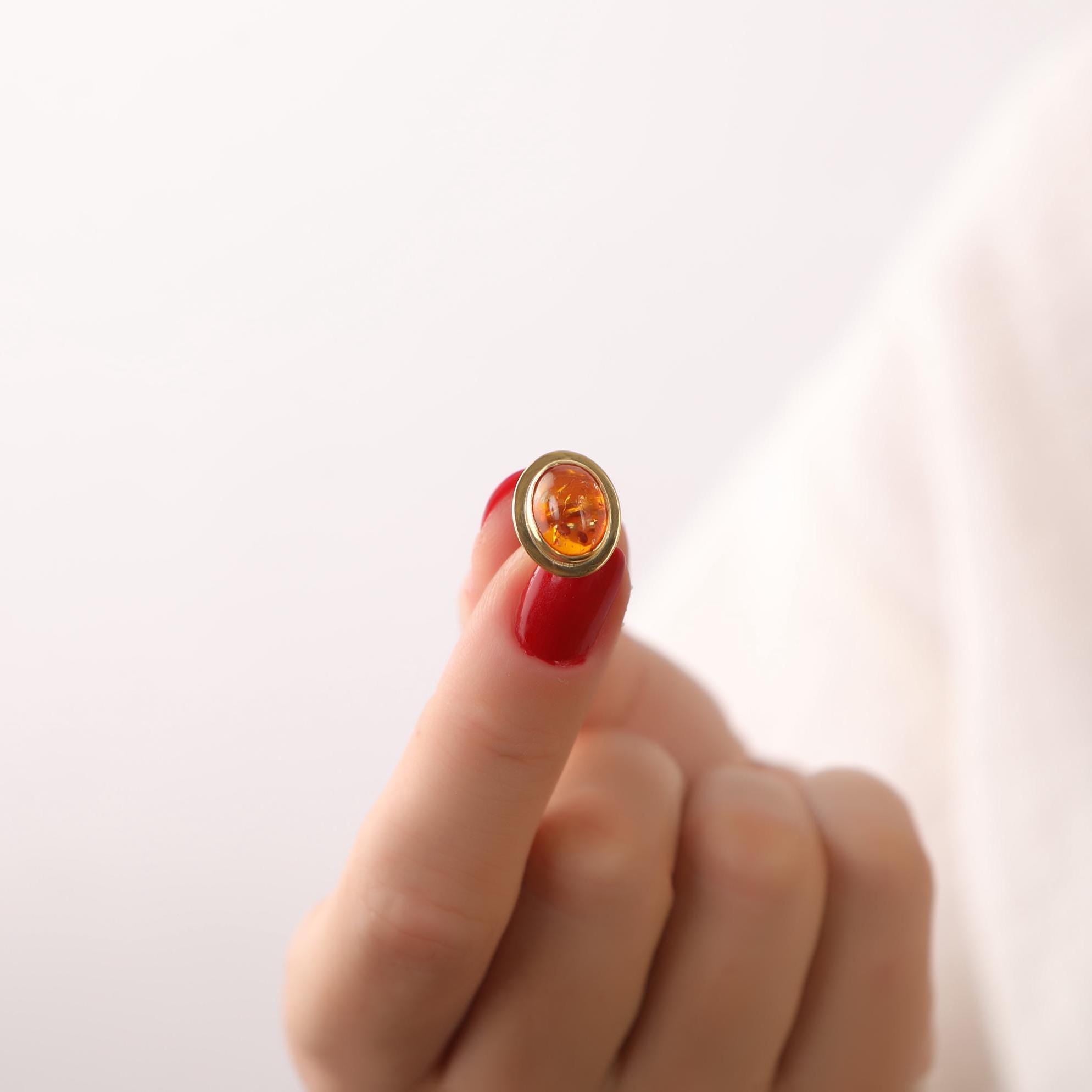 Baltic amber stud earrings - EternityPieces