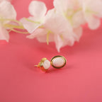 Pearl stud earrings - EternityPieces