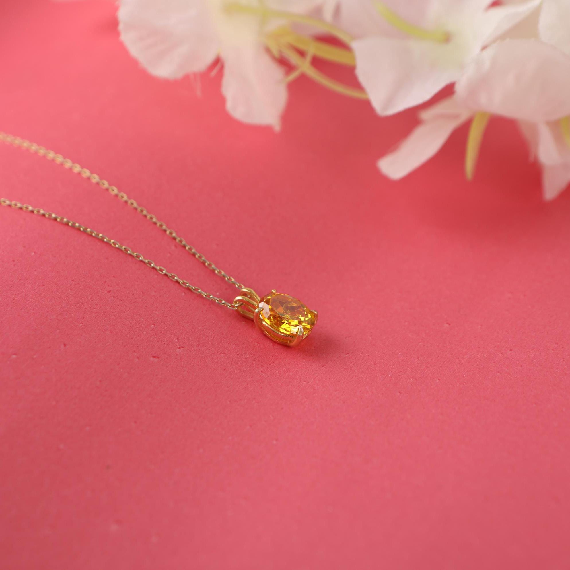 Oval cut citrine neOval cut citrine necklace - EternityPiecescklace - EternityPieces