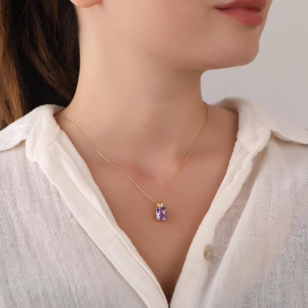 Radiant cut alexandrite necklace - EternityPieces