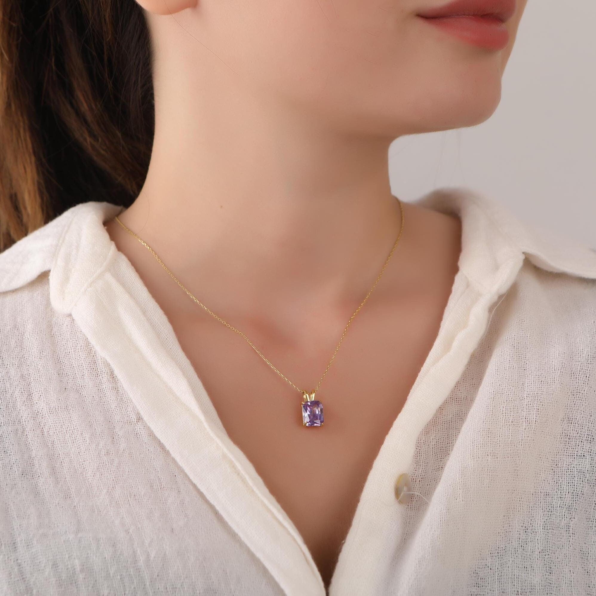 Radiant cut alexandrite necklace - EternityPieces