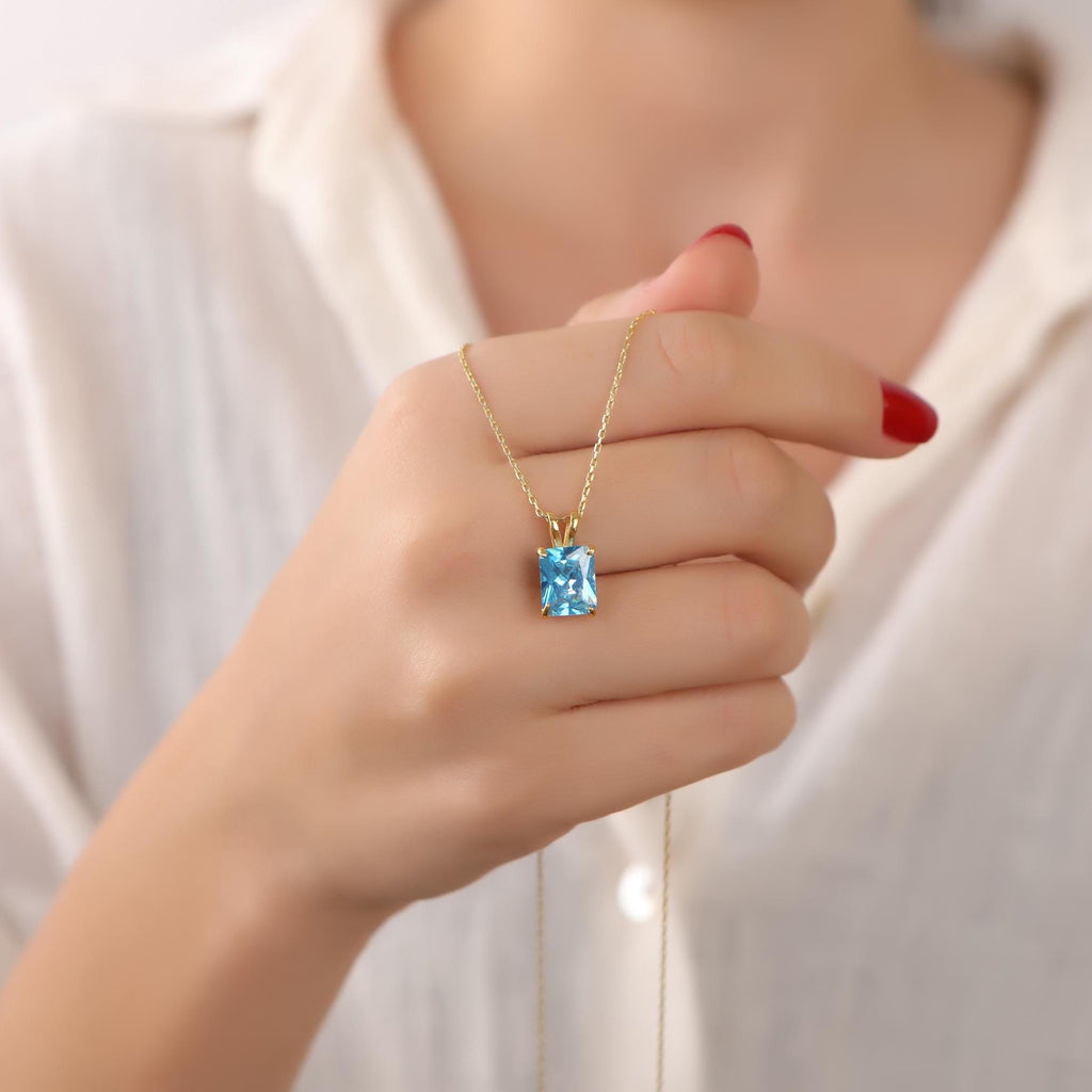 Radiant blue topaz necklace - EternityPieces