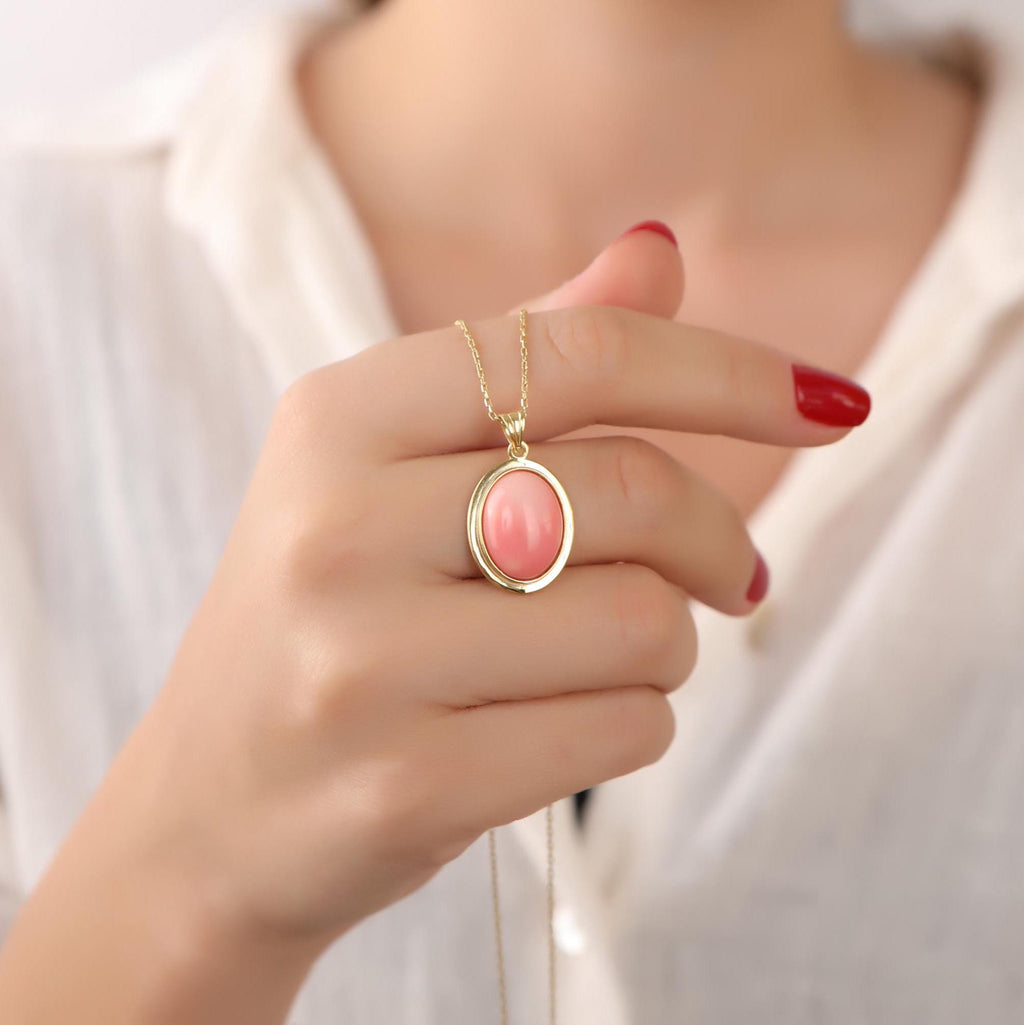 Pink coral necklace - EternityPieces