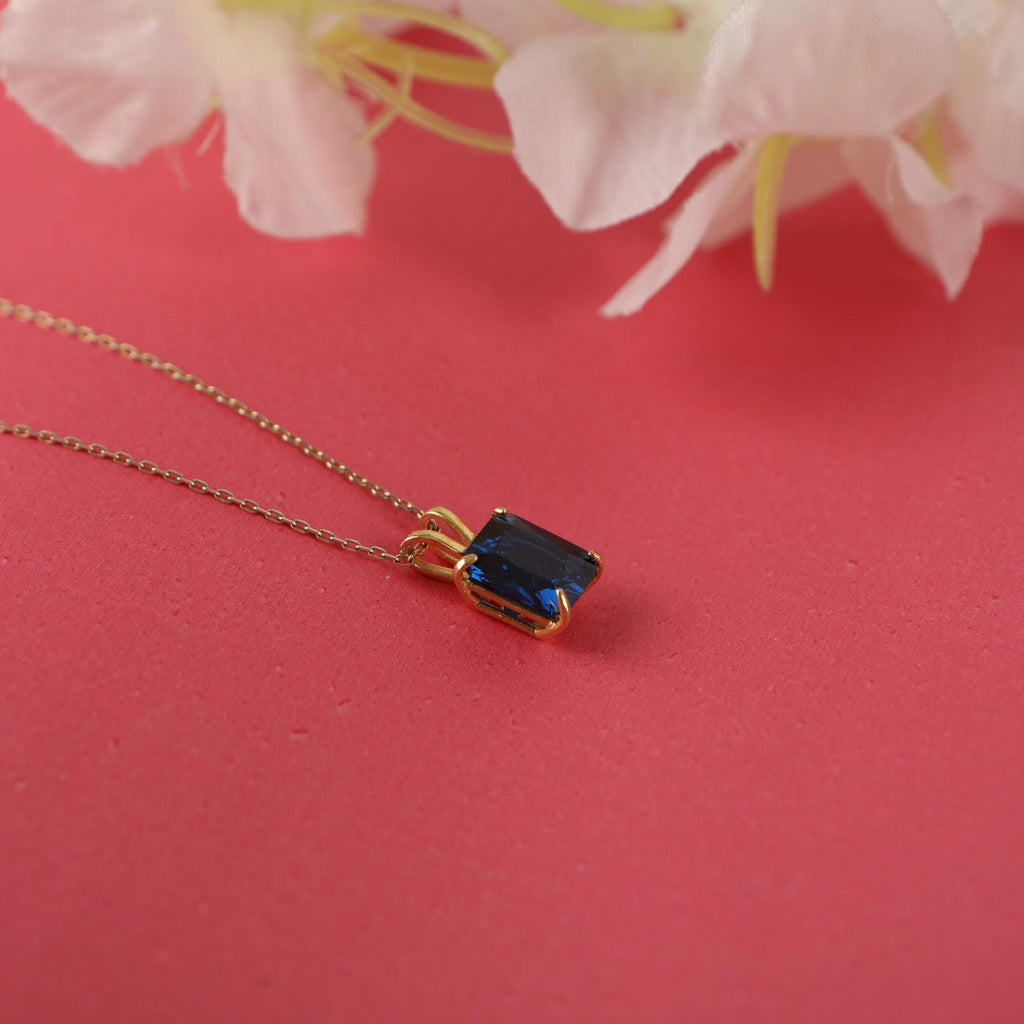 Radiant cut sapphire necklace - EternityPieces