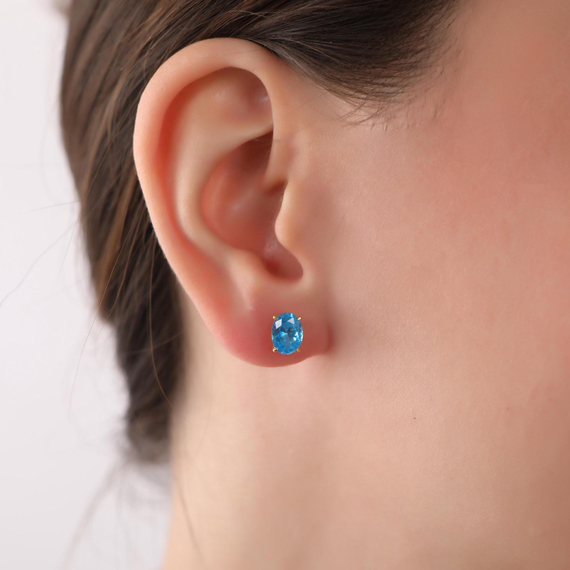 Oval blue topaz earrings studs - EternityPieces