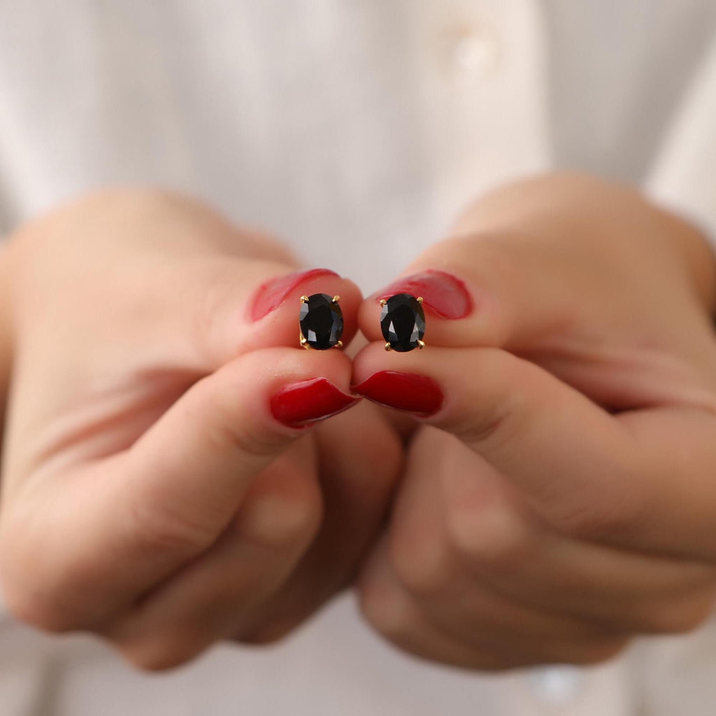 Oval cut black onyx stud earrings - EternityPieces