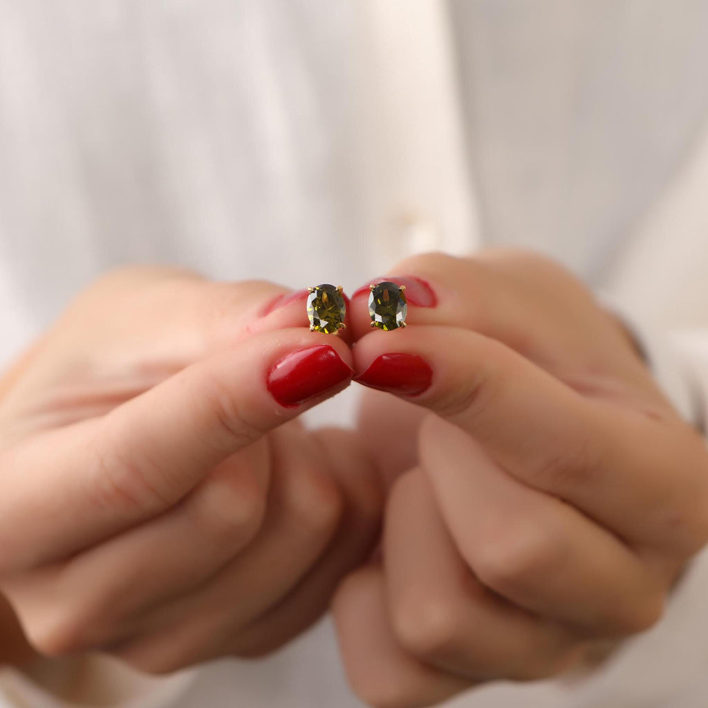 Oval peridot stud earrings - EternityPieces
