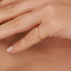 Cluster diamond ring for wedding anniversary - EternityPieces