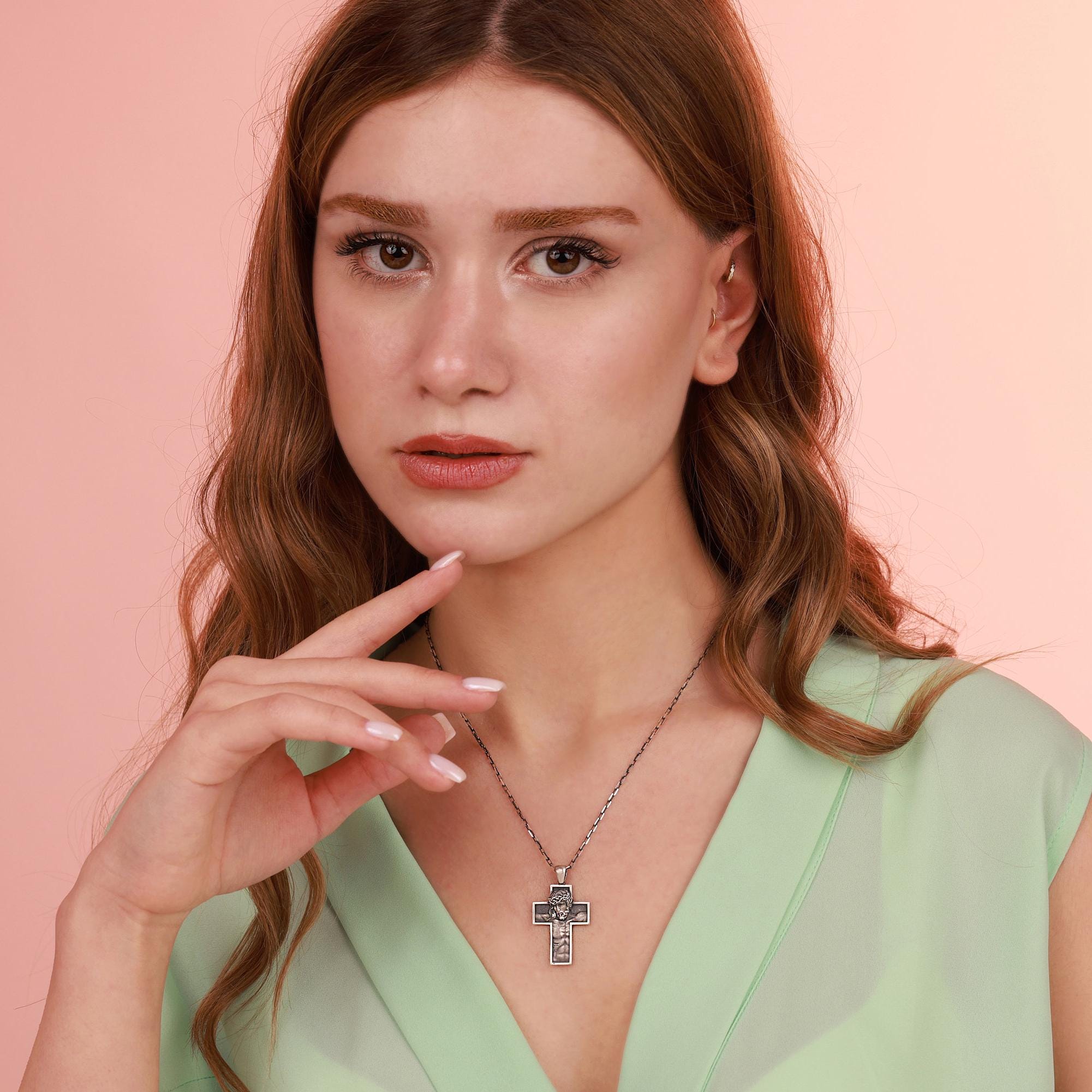 Jesus cross necklace in oxidized - EternityPieces